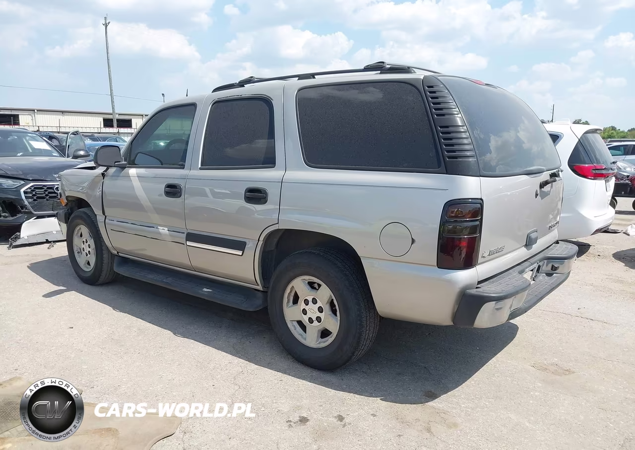 2004 Chevrolet Tahoe Ls VIN:1GNEC13V34R215939 - 3