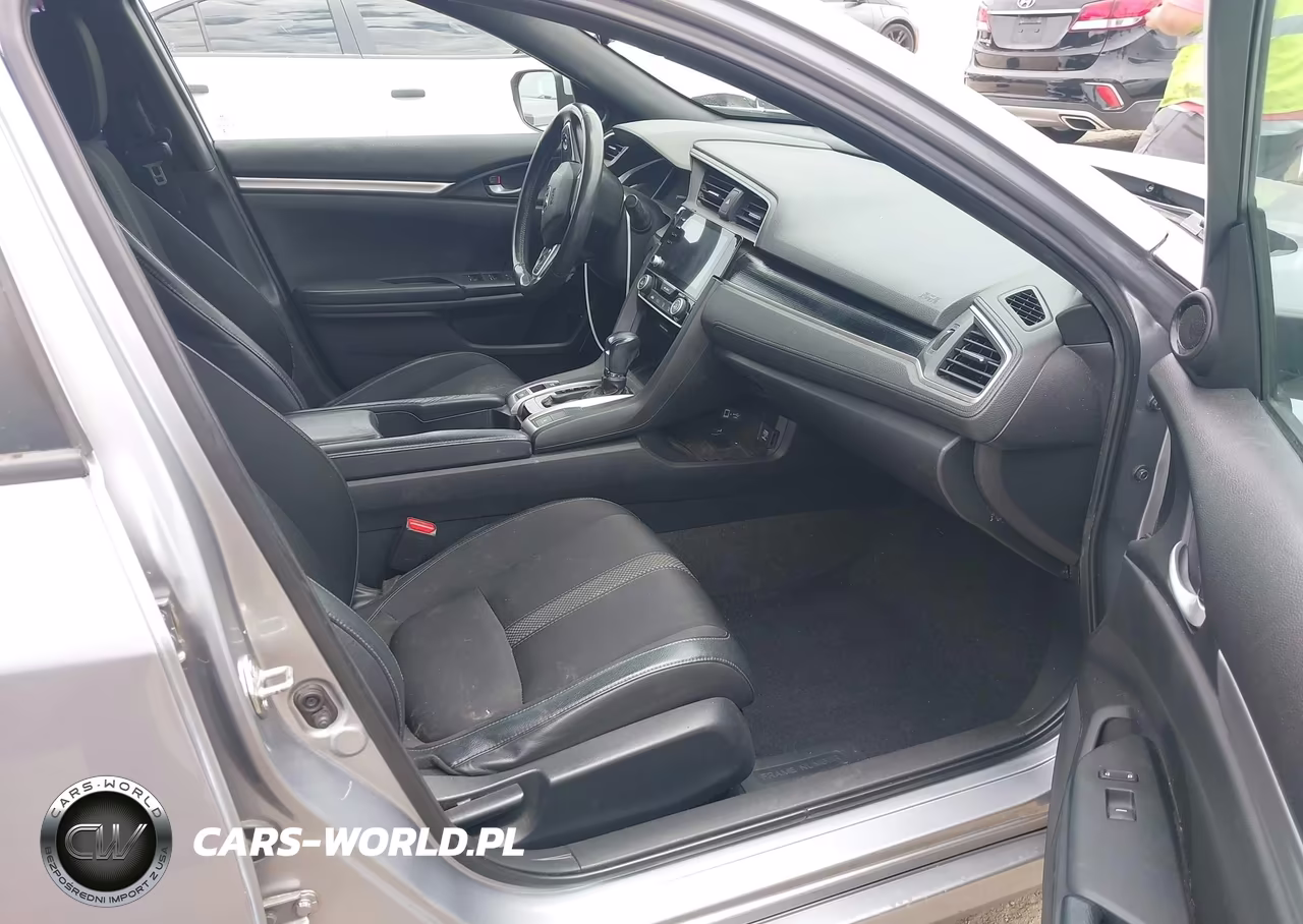 2020 Honda Civic Sport VIN:19XFC2F83LE205592 - 5