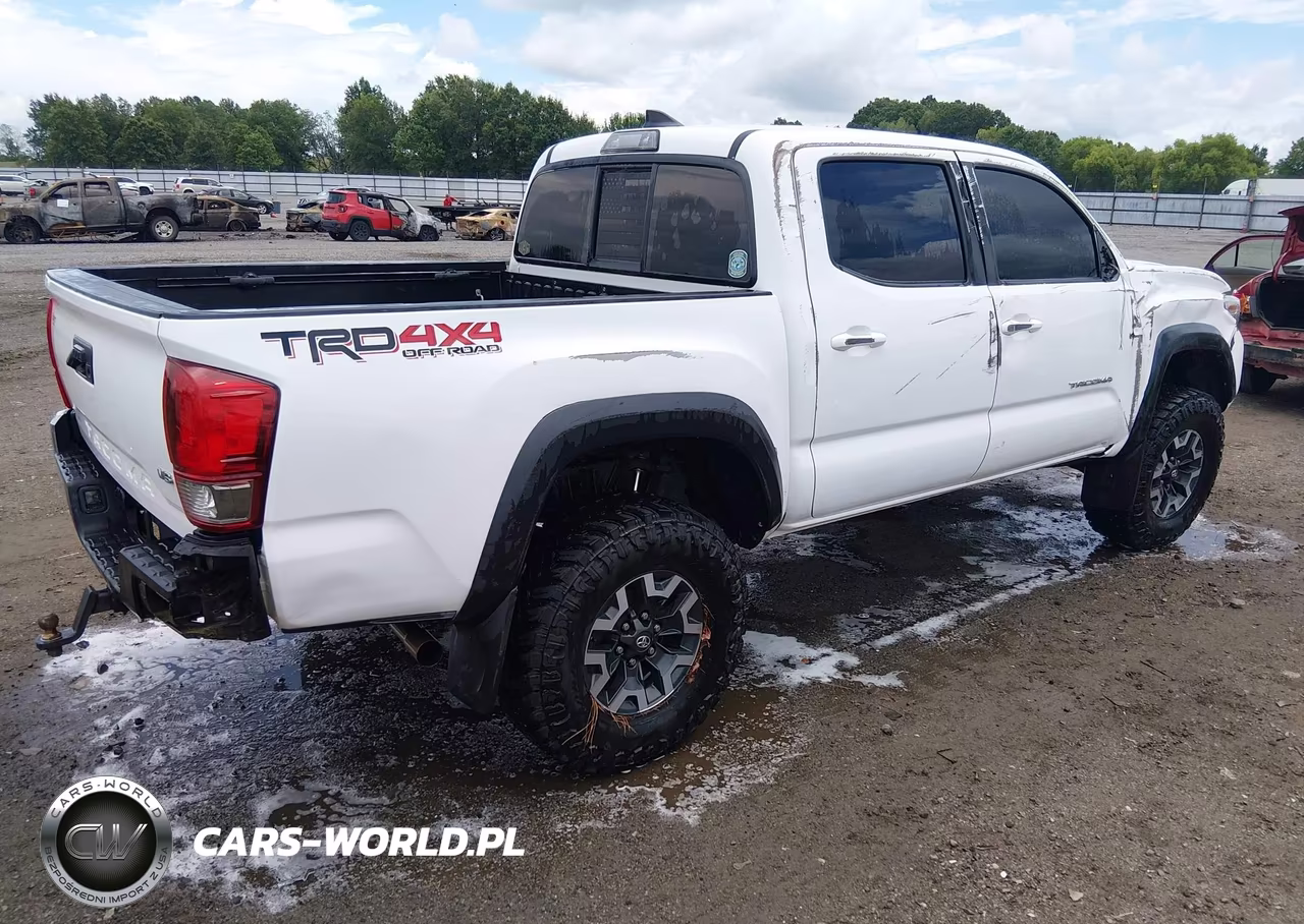 2016 Toyota Tacoma Trd Off Road VIN:3TMCZ5AN2GM010868 - 4