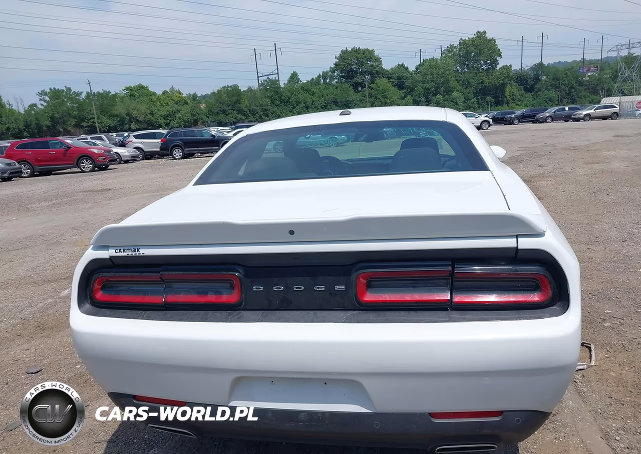 2021 Dodge Challenger Sxt VIN:2C3CDZAG9MH623463 - 17