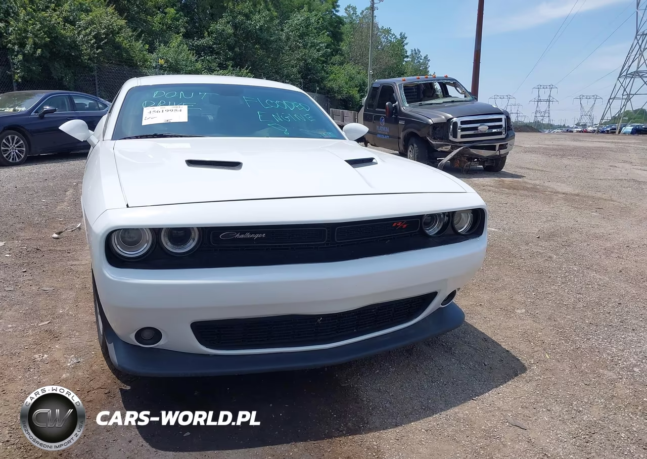 2021 Dodge Challenger Sxt VIN:2C3CDZAG9MH623463 - 6