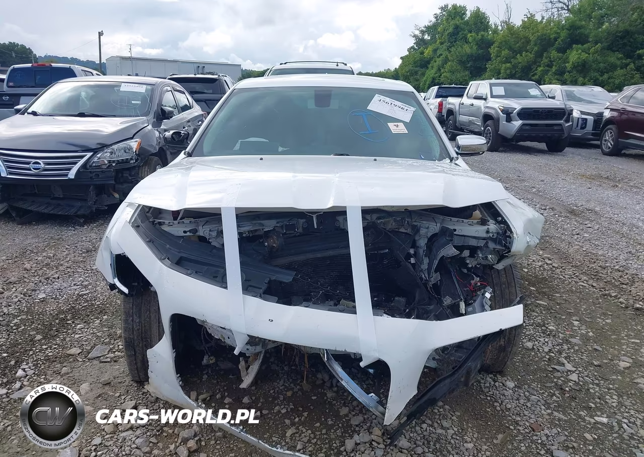 2016 Chrysler 300C VIN:2C3CCAEG5GH306234 - 12
