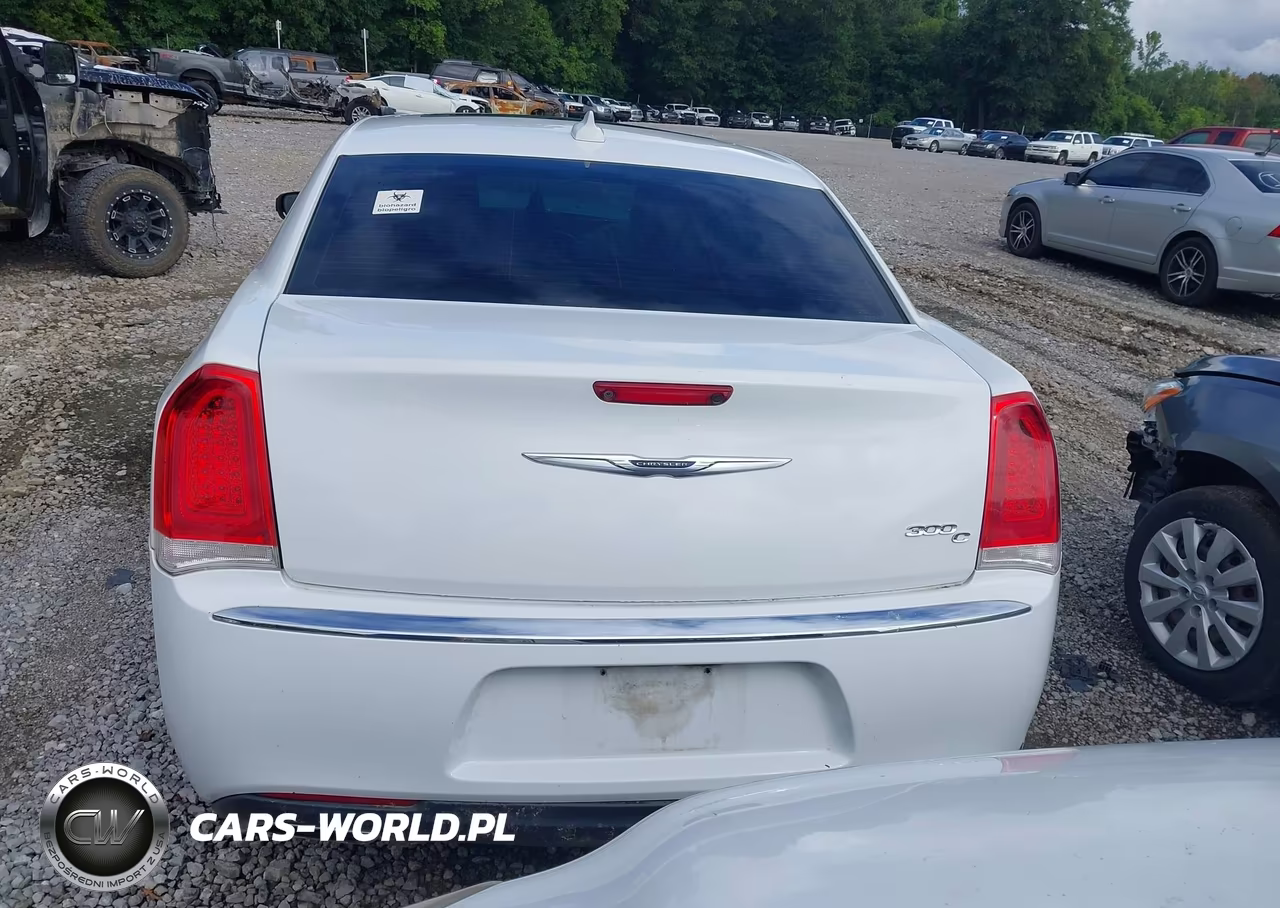 2016 Chrysler 300C VIN:2C3CCAEG5GH306234 - 16