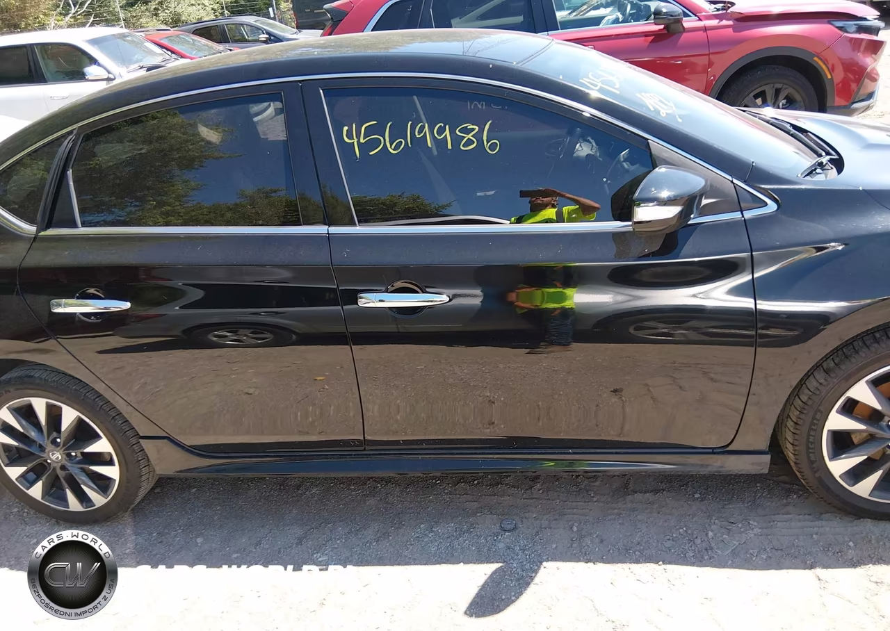 2019 Nissan Sentra Sr VIN:3N1AB7AP5KY313236 - 13