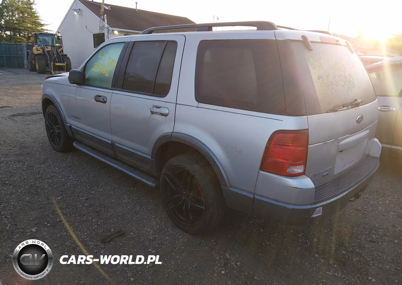 2002 Ford Explorer Xlt VIN:1FMZU73K62UD44098 - 3