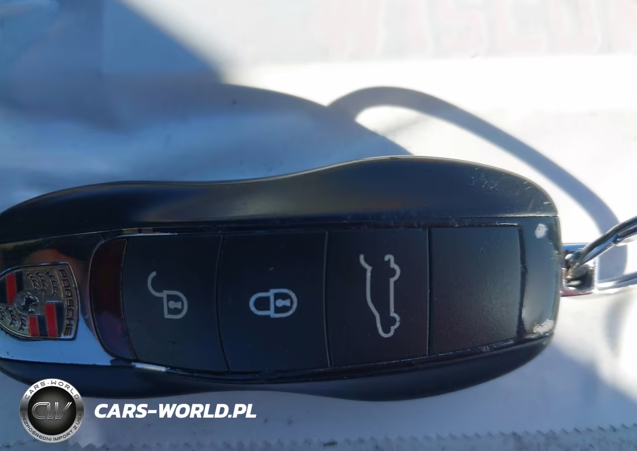 2012 Porsche Cayenne Turbo VIN:WP1AC2A27CLA82656 - 11