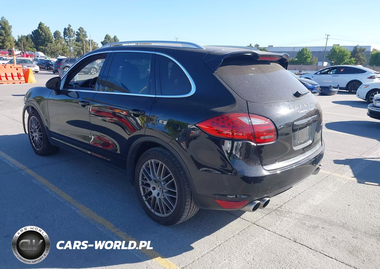 2012 Porsche Cayenne Turbo VIN:WP1AC2A27CLA82656 - 3