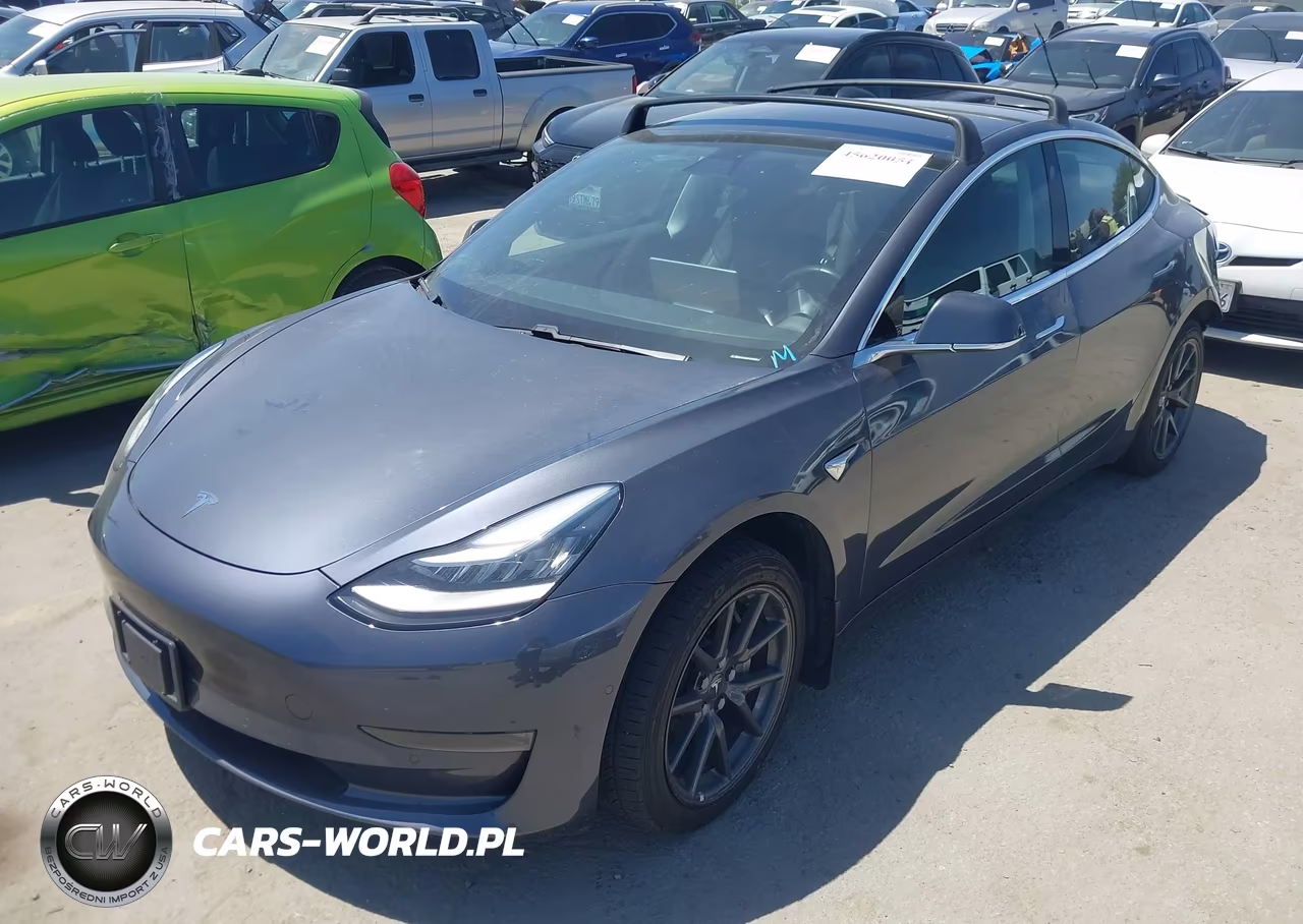 2018 Tesla Model 3 Long Range-Mid Range VIN:5YJ3E1EA9JF048170 - 2