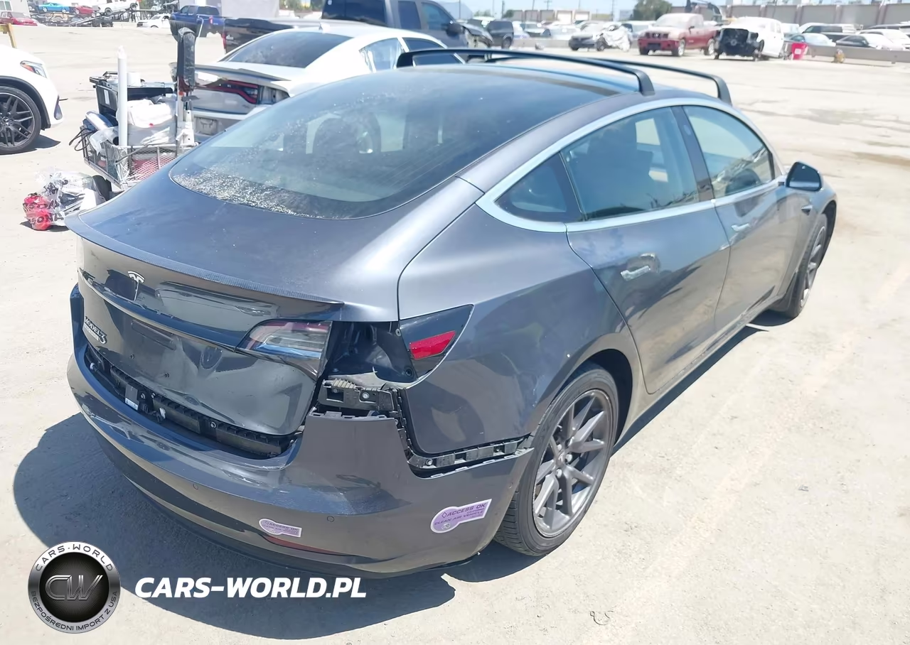 2018 Tesla Model 3 Long Range-Mid Range VIN:5YJ3E1EA9JF048170 - 4