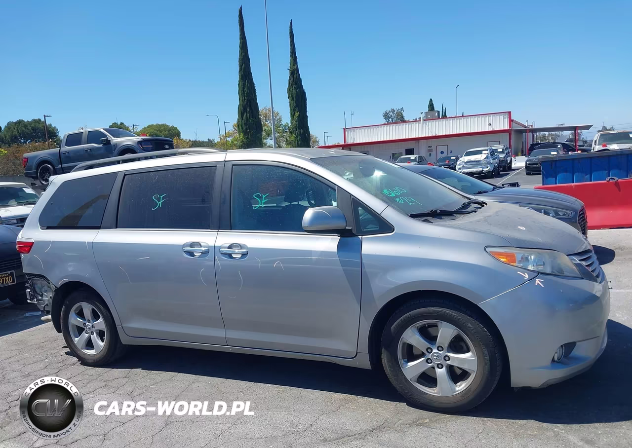 2017 Toyota Sienna Xle 8 Passenger VIN:5TDYZ3DC5HS788409 - 14