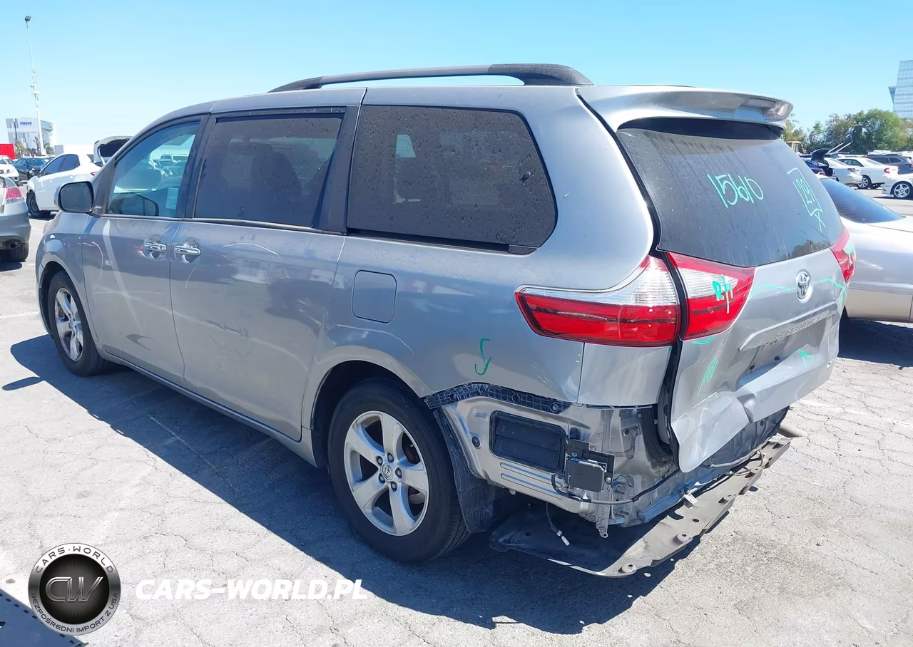 2017 Toyota Sienna Xle 8 Passenger VIN:5TDYZ3DC5HS788409 - 3