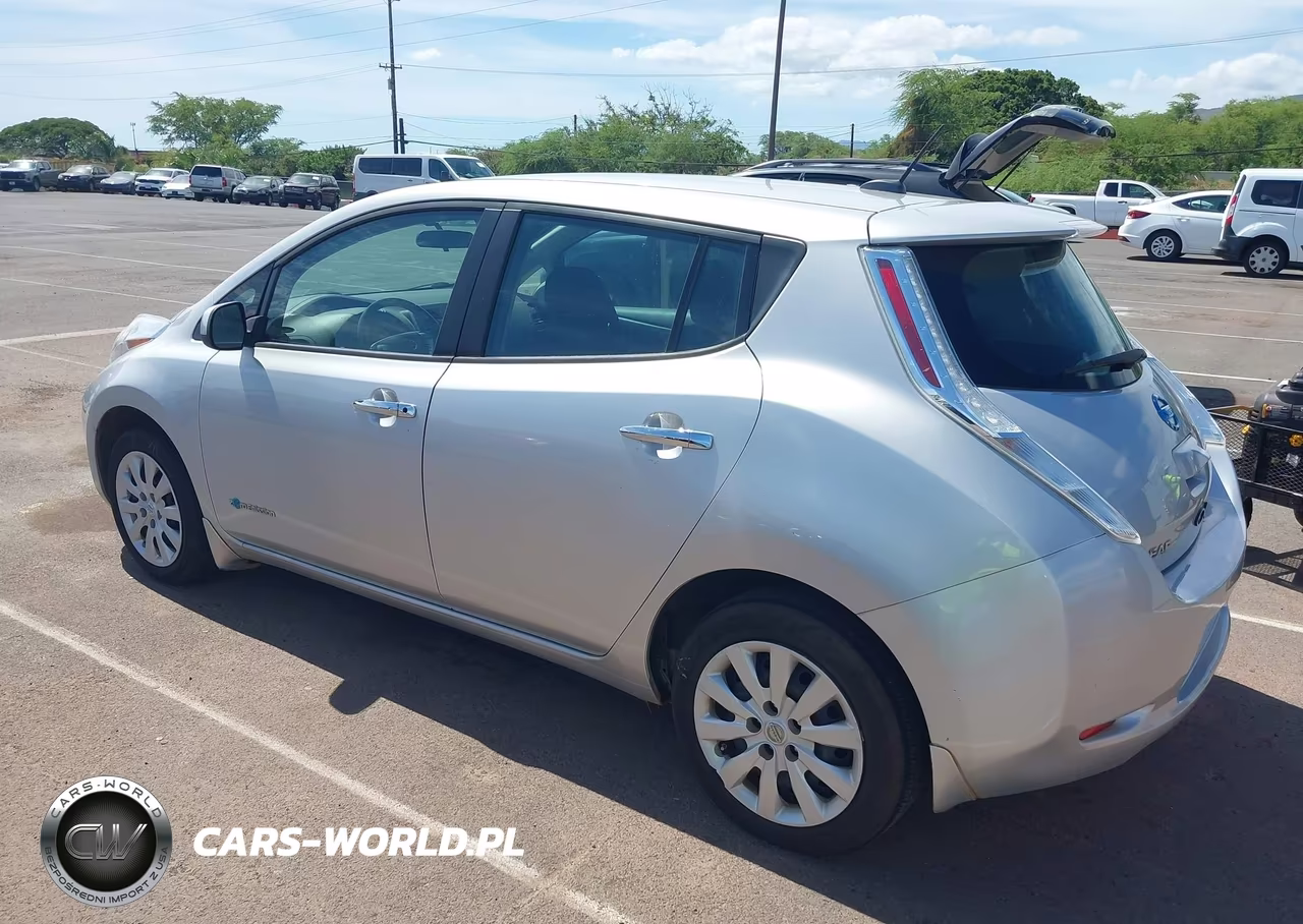 2015 Nissan Leaf S VIN:1N4AZ0CP4FC329803 - 3