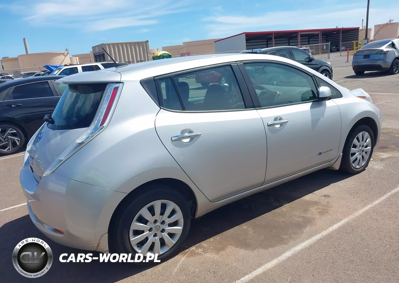 2015 Nissan Leaf S VIN:1N4AZ0CP4FC329803 - 4