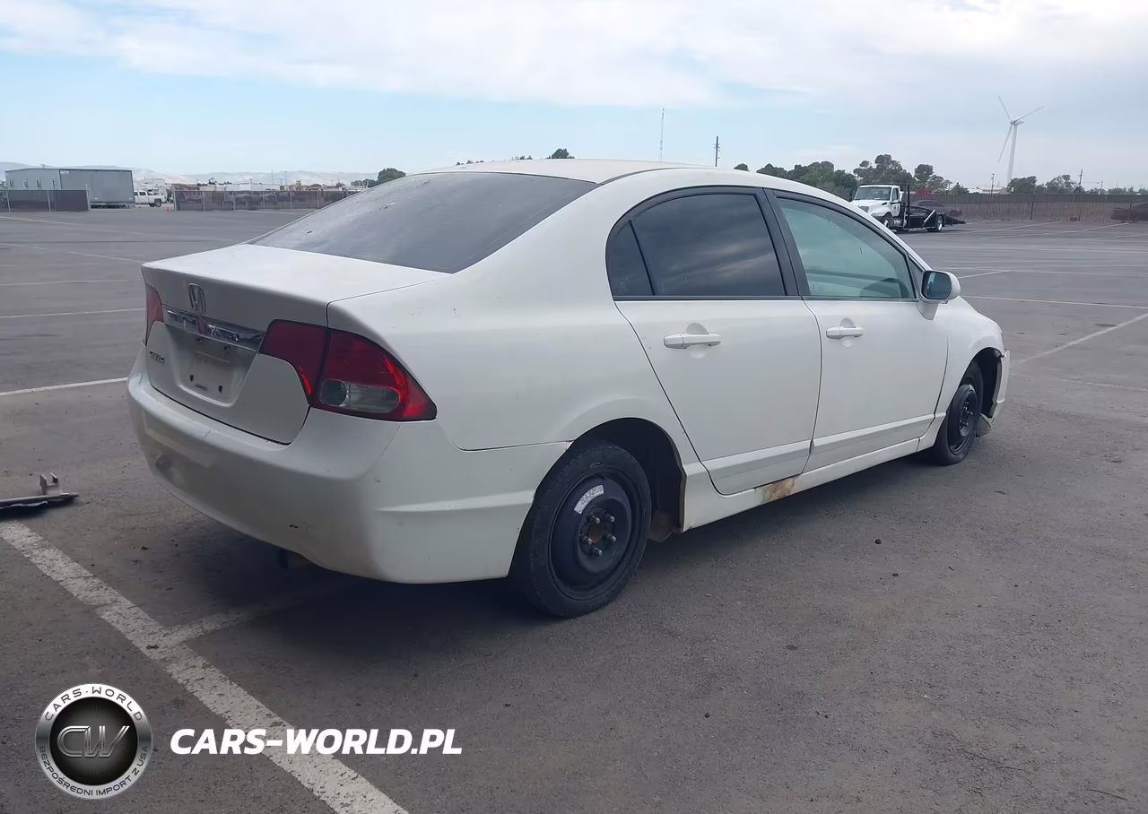 2010 Honda Civic Lx VIN:2HGFA1F57AH584377 - 4
