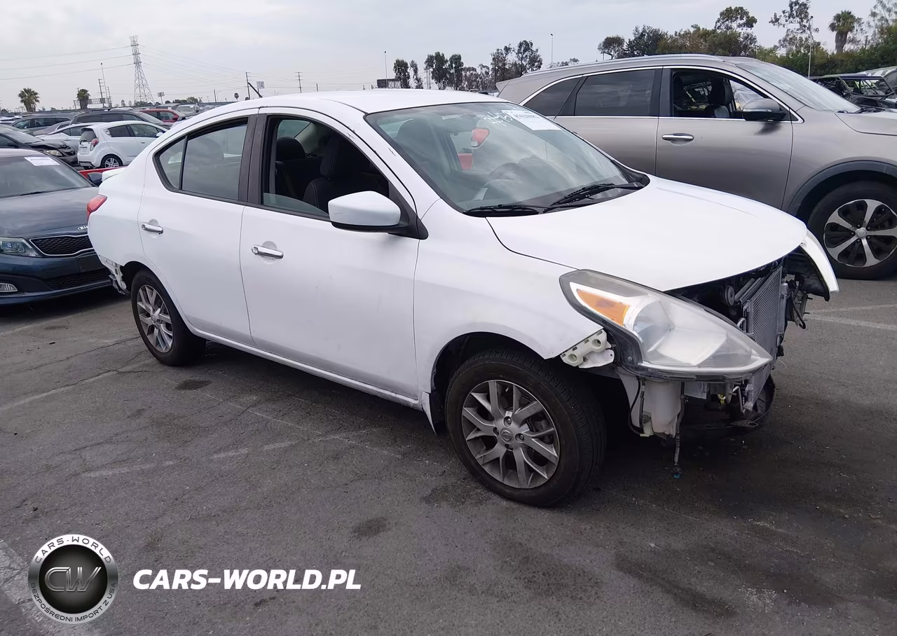 2016 Nissan Versa 1.6 Sv
