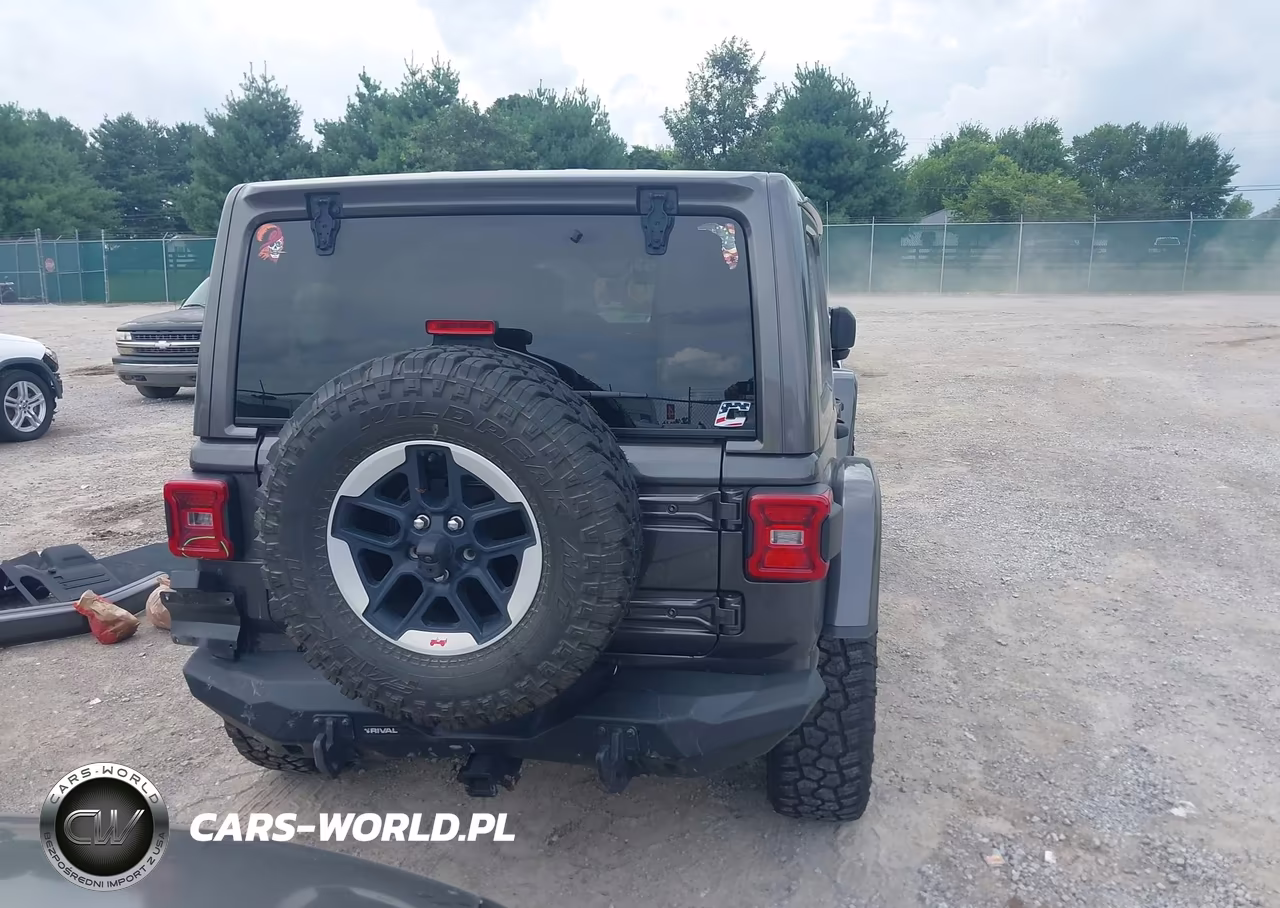 2020 Jeep Wrangler Unlimited Rubicon 4X4 VIN:1C4HJXFN9LW130520 - 17