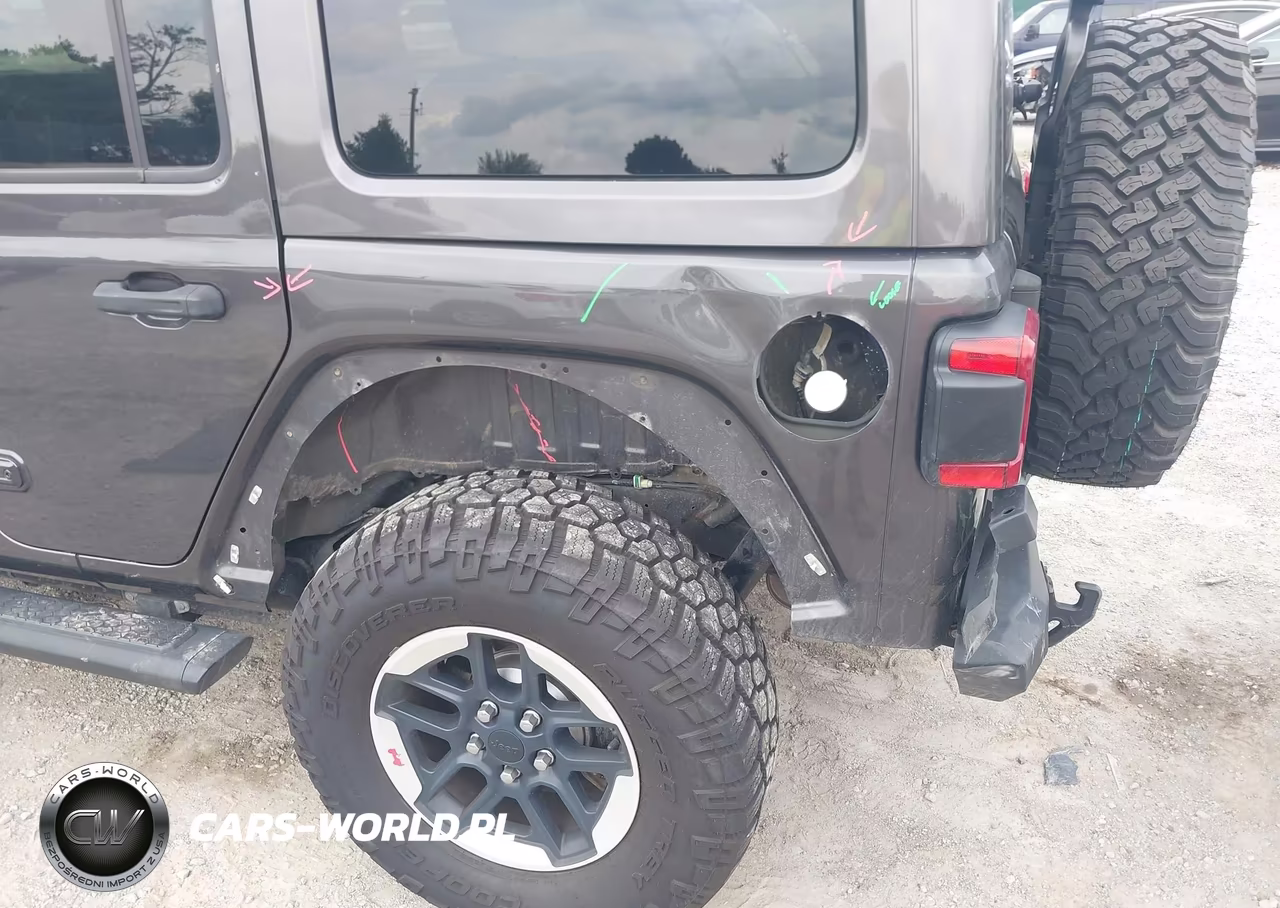 2020 Jeep Wrangler Unlimited Rubicon 4X4 VIN:1C4HJXFN9LW130520 - 6