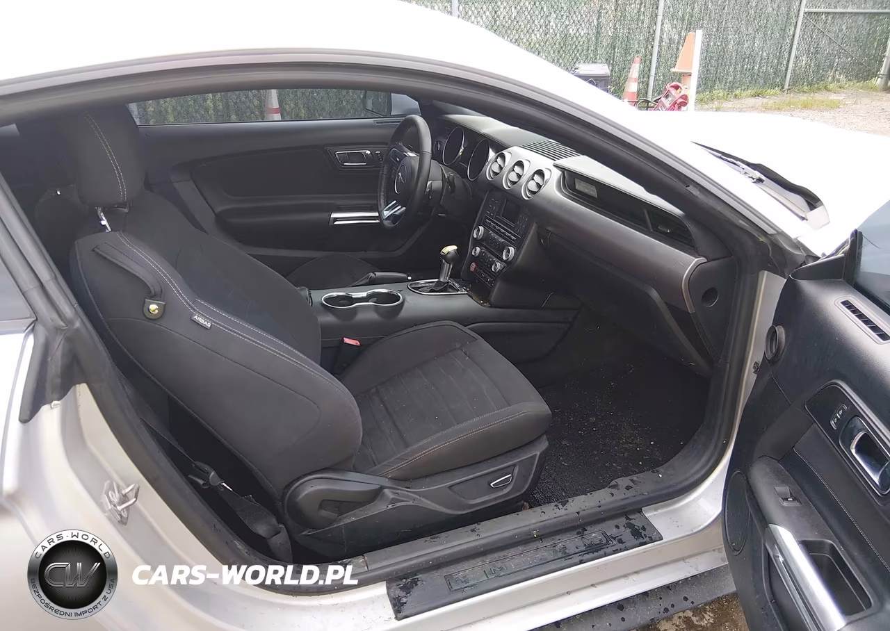2015 Ford Mustang Ecoboost VIN:1FA6P8TH9F5376204 - 5