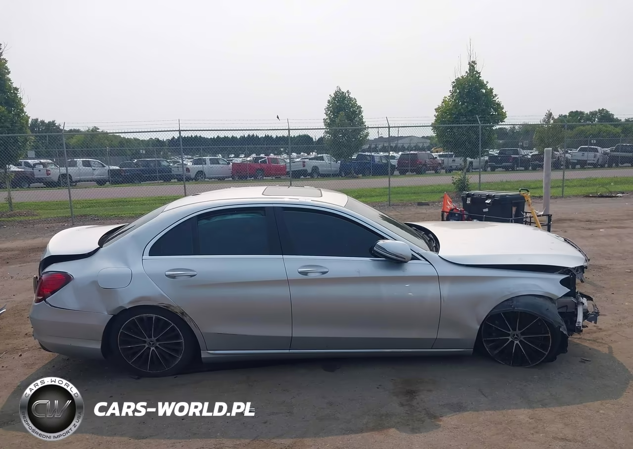 2021 Mercedes-Benz C 300 Sedan VIN:W1KWF8DBXMR622082 - 13