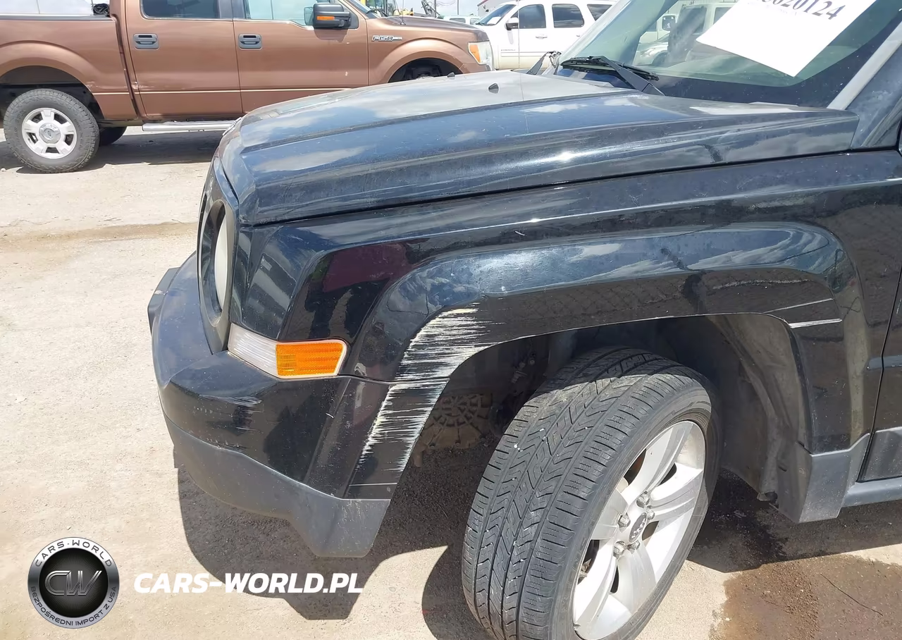 2014 Jeep Patriot Latitude VIN:1C4NJRFB8ED509253 - 14