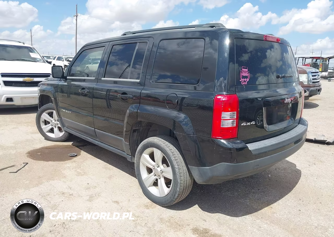 2014 Jeep Patriot Latitude VIN:1C4NJRFB8ED509253 - 3