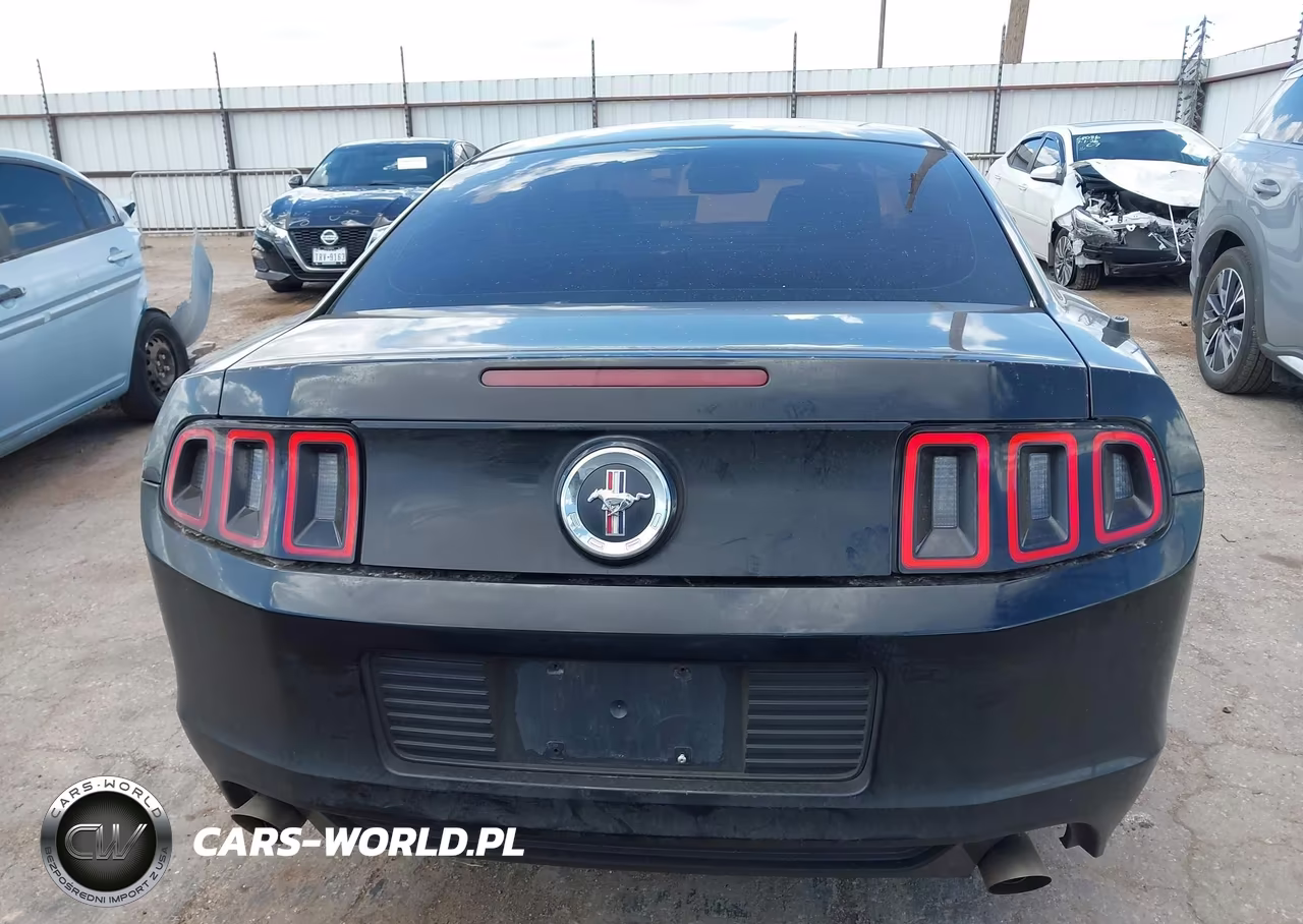 2014 Ford Mustang V6 VIN:1ZVBP8AM1E5306555 - 16