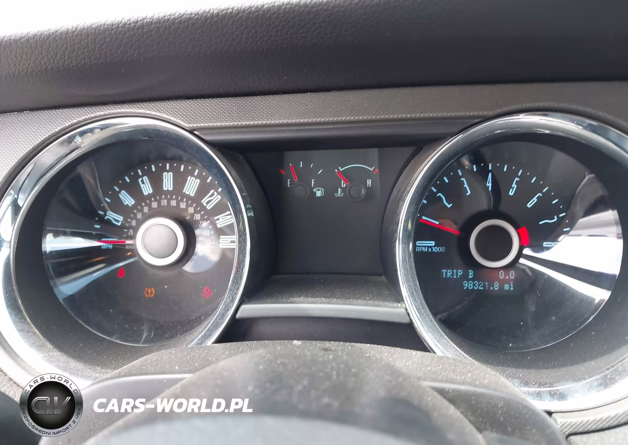 2014 Ford Mustang V6 VIN:1ZVBP8AM1E5306555 - 7