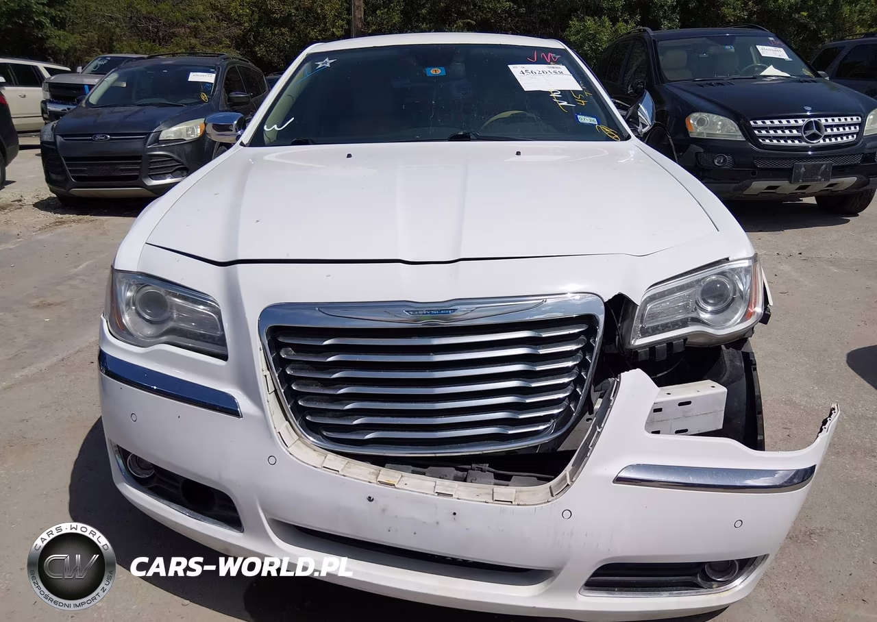 2011 Chrysler 300 Limited VIN:2C3CA5CG1BH585609 - 13