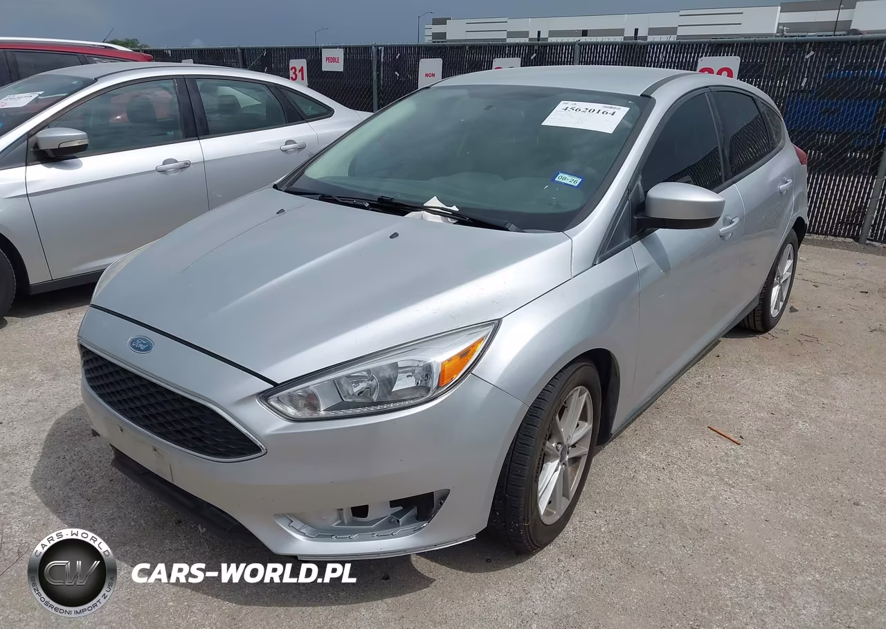 2018 Ford Focus Se VIN:1FADP3K28JL283640 - 2