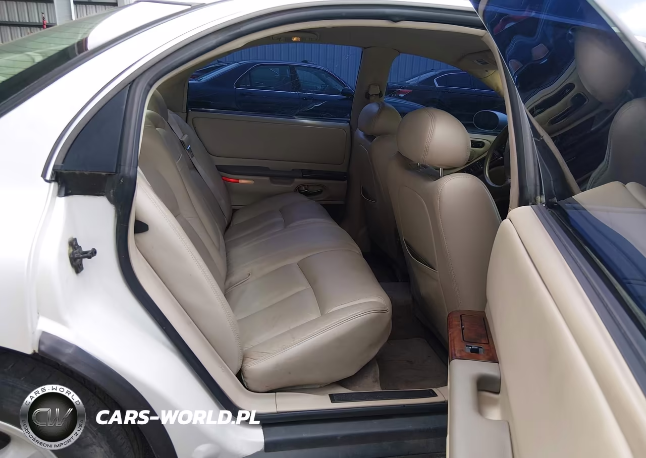 1999 Oldsmobile Aurora VIN:1G3GR62C9X4114256 - 8