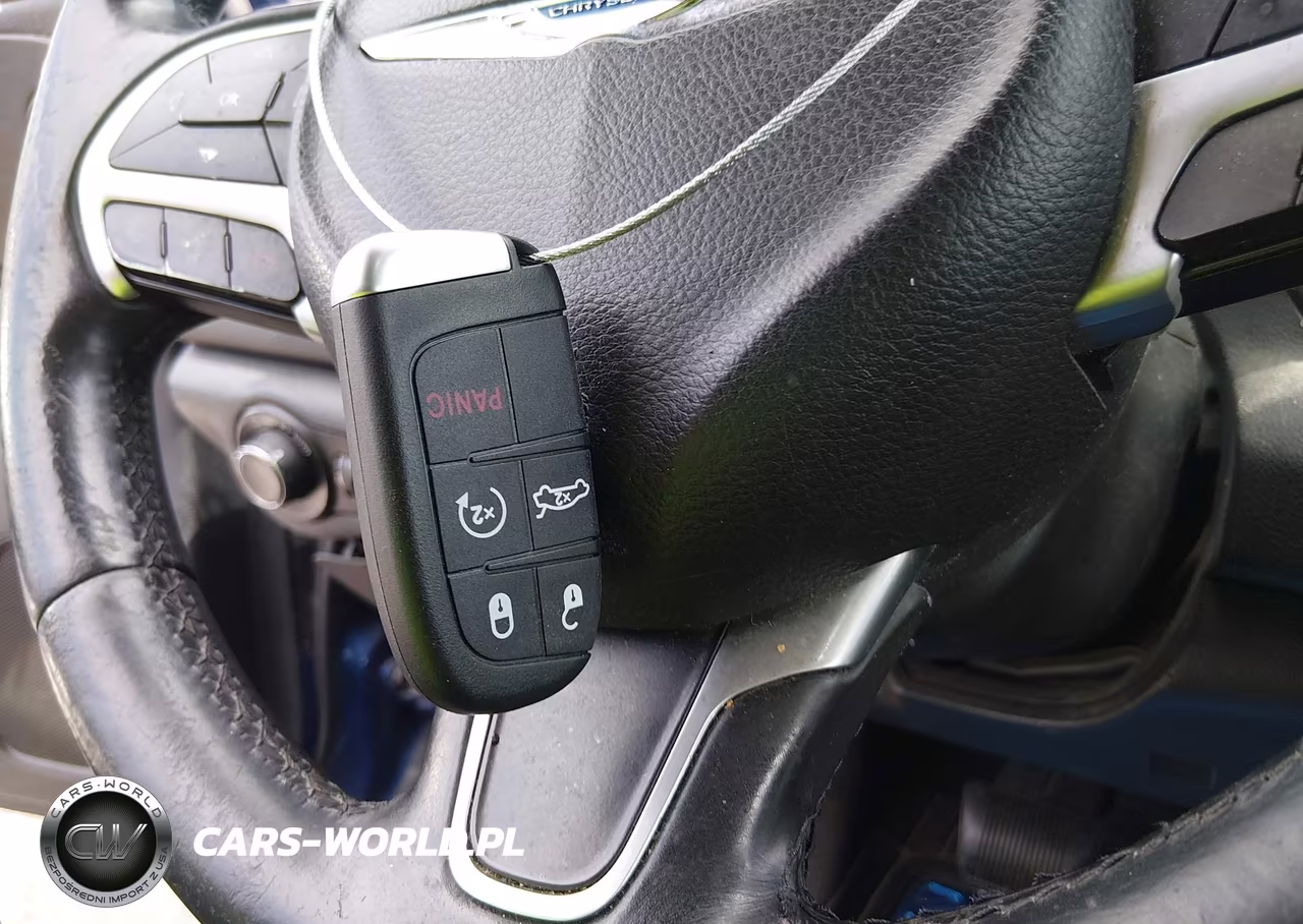 2015 Chrysler 200 Limited VIN:1C3CCCAB9FN525807 - 11