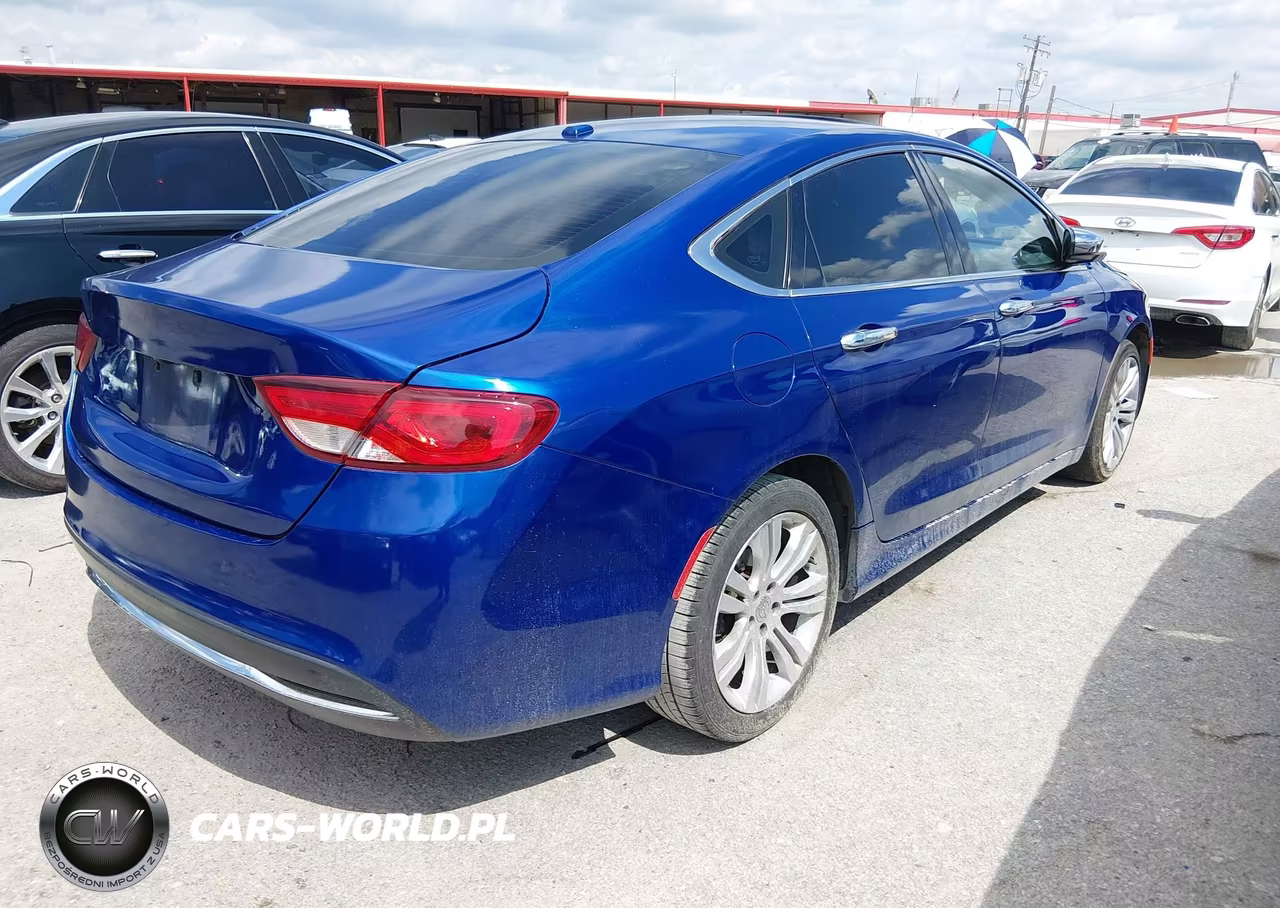 2015 Chrysler 200 Limited VIN:1C3CCCAB9FN525807 - 4