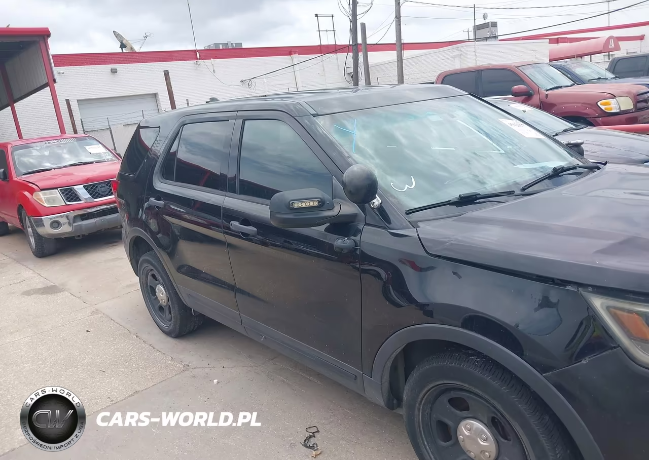 2016 Ford Utility Police Interceptor VIN:1FM5K8ARXGGC14857 - 13