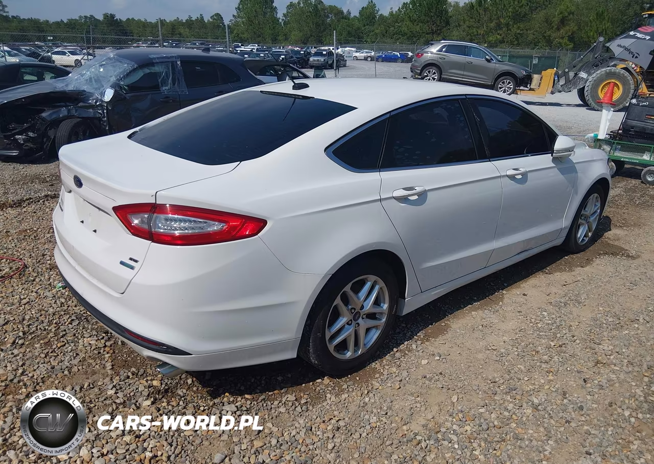 2015 Ford Fusion Se VIN:3FA6P0HD4FR144789 - 4
