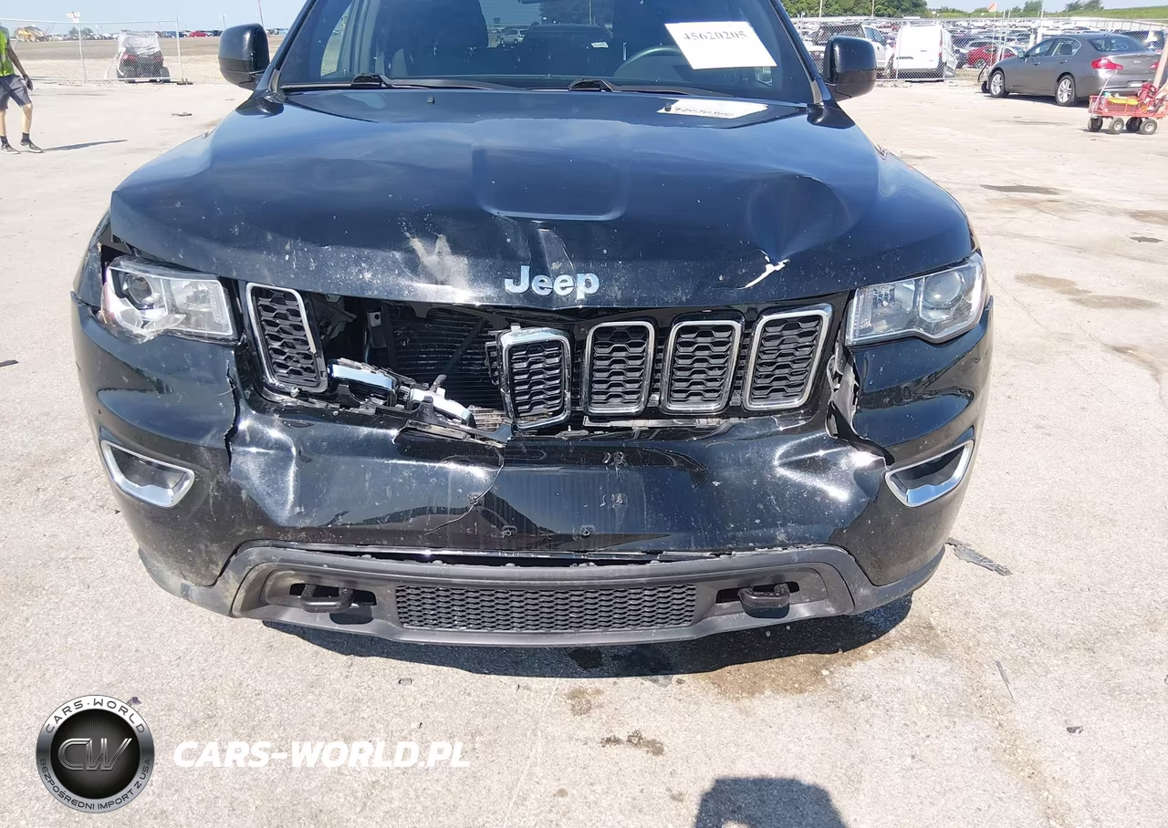 2018 Jeep Grand Cherokee Laredo E 4X4 VIN:1C4RJFAG5JC328355 - 6