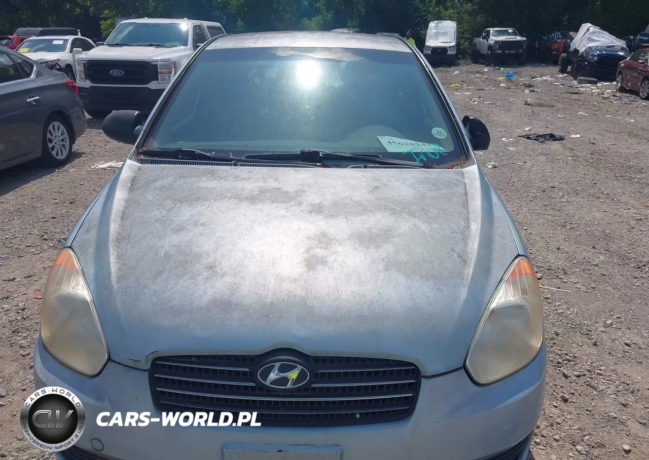 2009 Hyundai Accent Gls VIN:KMHCM46C79U303448 - 10