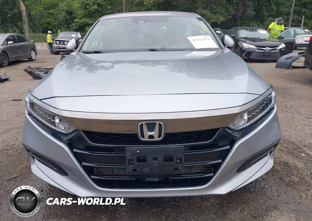 2018 Honda Accord Sport VIN:1HGCV1F31JA197943 - 12