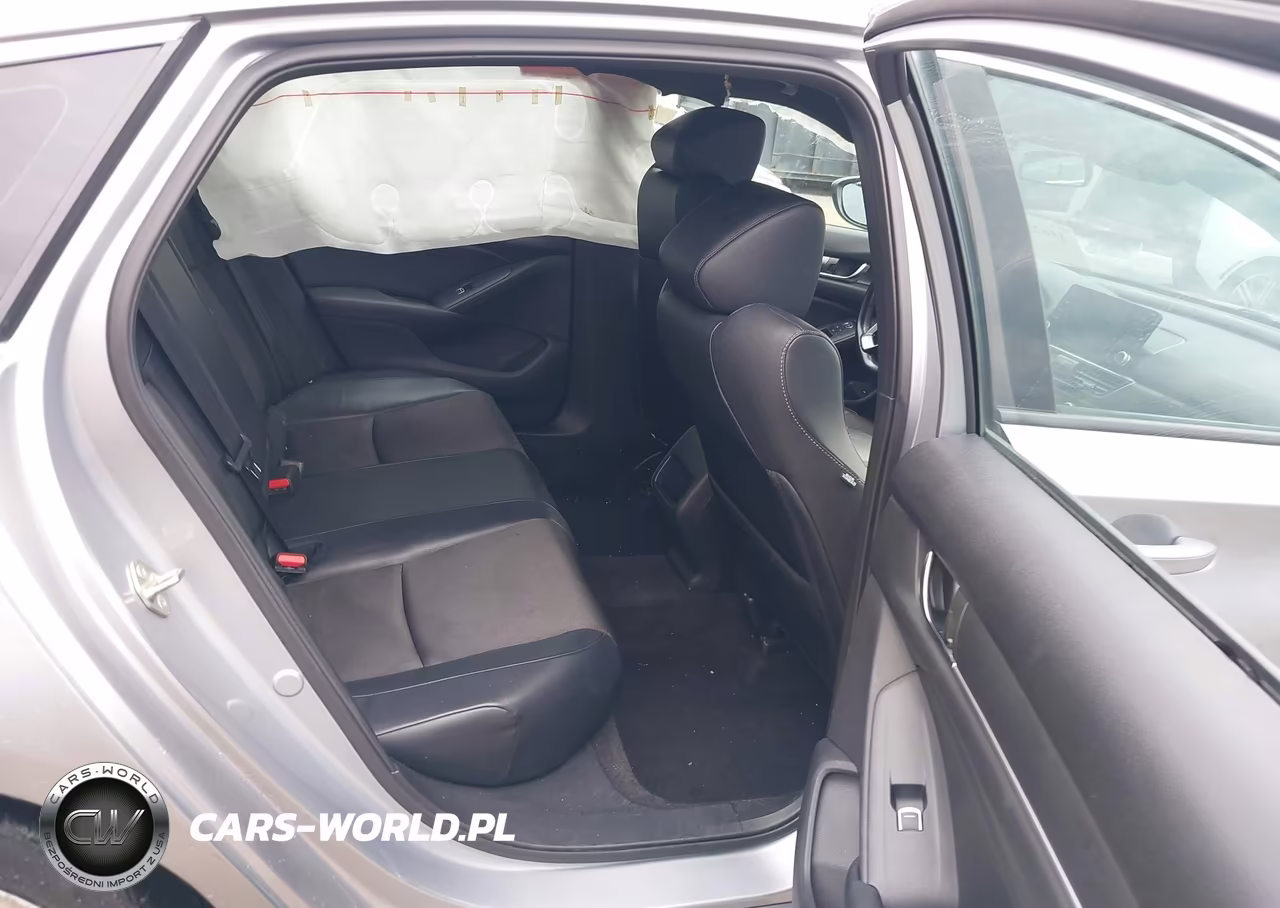 2018 Honda Accord Sport VIN:1HGCV1F31JA197943 - 8