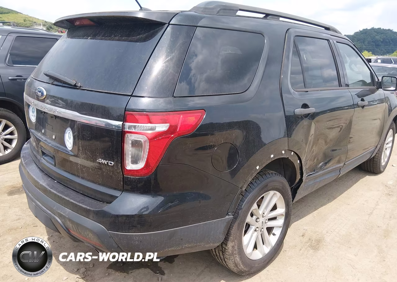 2015 Ford Explorer VIN:1FM5K8B8XFGB22894 - 4