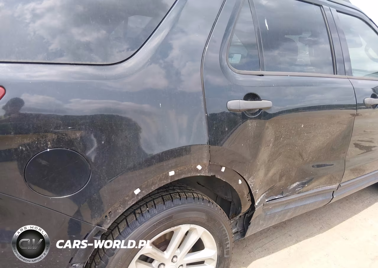 2015 Ford Explorer VIN:1FM5K8B8XFGB22894 - 6
