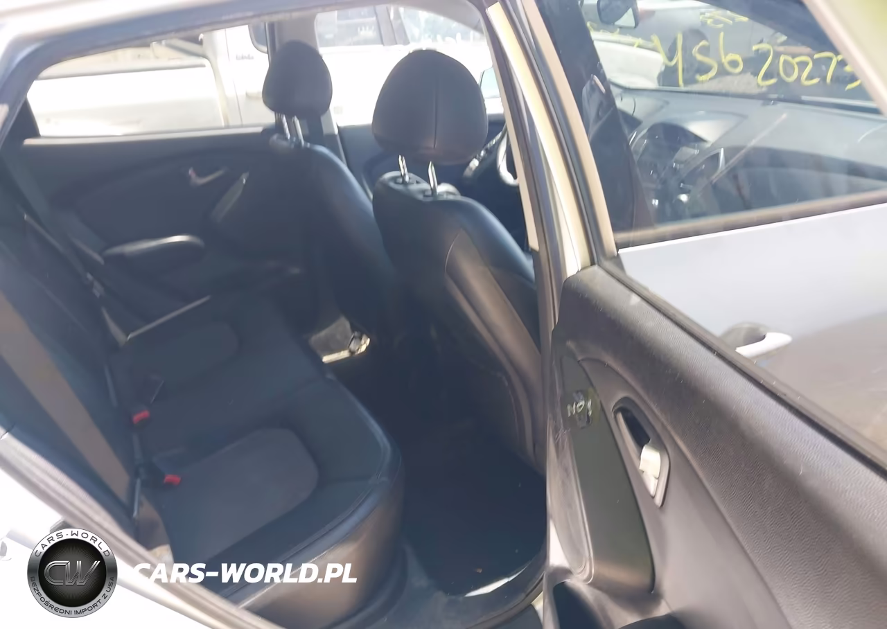 2010 Hyundai Tucson Gls VIN:KM8JUCAC5AU021810 - 8