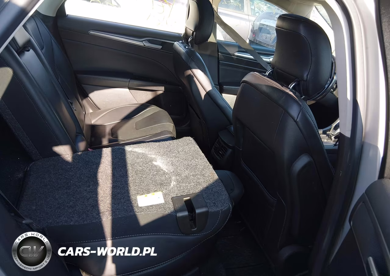 2014 Ford Fusion Titanium VIN:3FA6P0K92ER258258 - 8