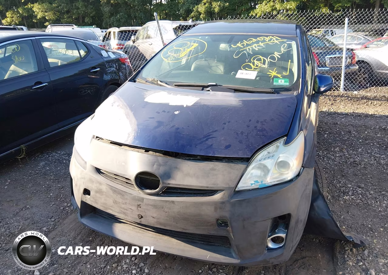 2011 Toyota Prius Four VIN:JTDKN3DU3B0312504 - 11