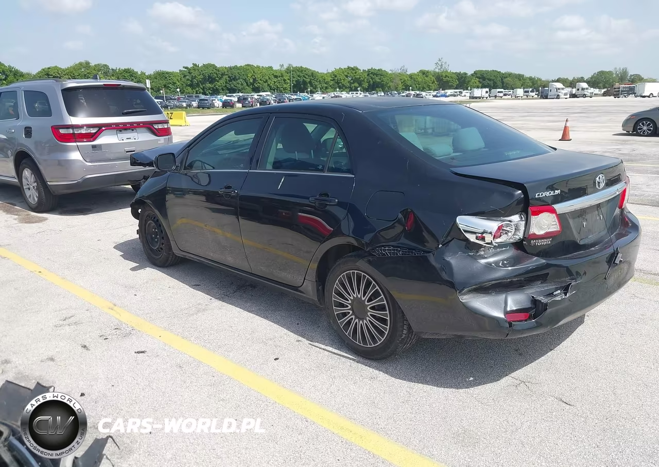2013 Toyota Corolla Le VIN:5YFBU4EEXDP202266 - 3