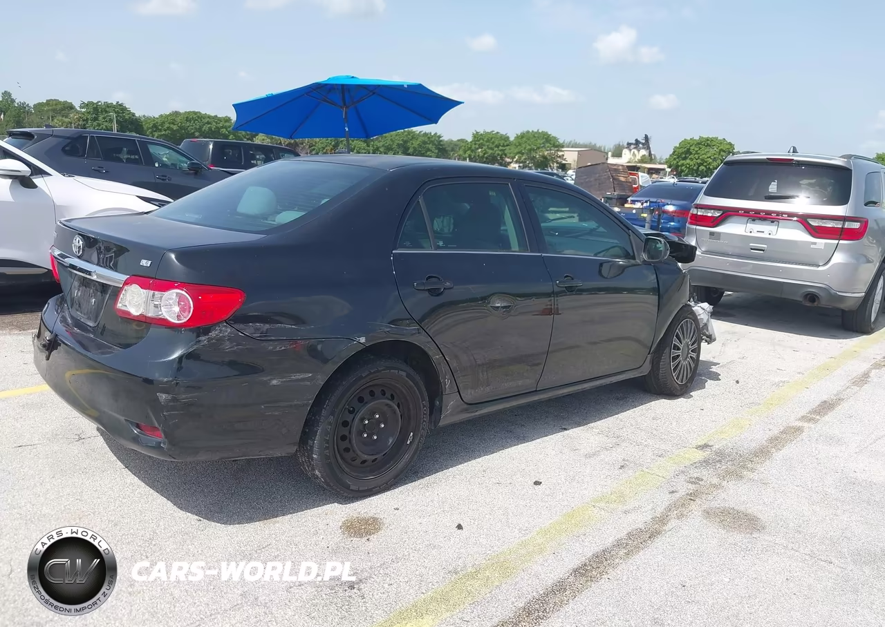 2013 Toyota Corolla Le VIN:5YFBU4EEXDP202266 - 4
