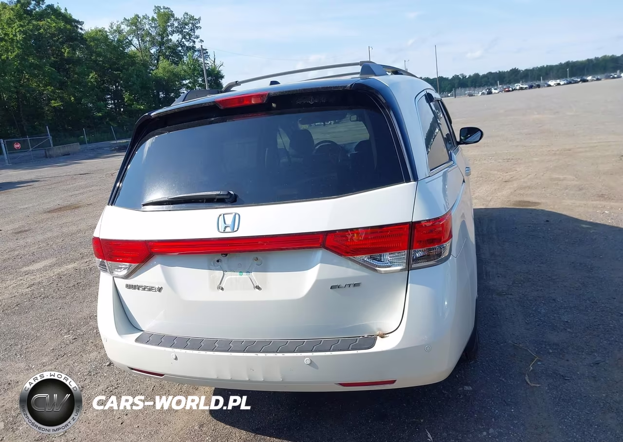 2014 Honda Odyssey Touring-Touring Elite VIN:5FNRL5H95EB048052 - 16