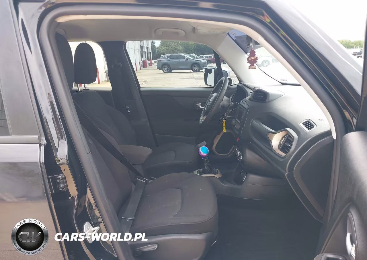 2016 Jeep Renegade Latitude VIN:ZACCJABW5GPC93626 - 5