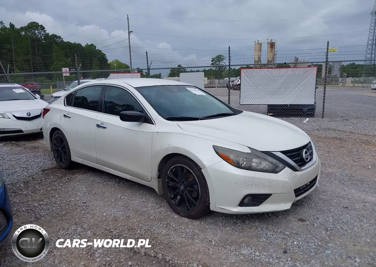 2017 Nissan Altima 2.5 – zdjęcie 1 z 12