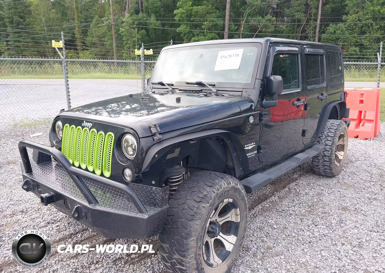 2015 Jeep Wrangler Unlimited Sahara VIN:1C4HJWEG3FL575869 - 6
