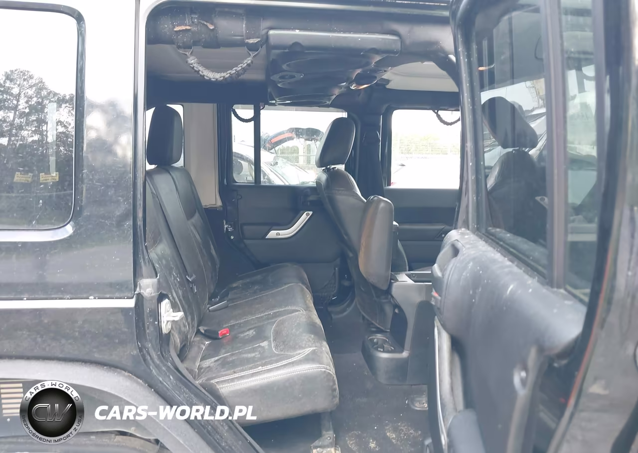 2015 Jeep Wrangler Unlimited Sahara VIN:1C4HJWEG3FL575869 - 8